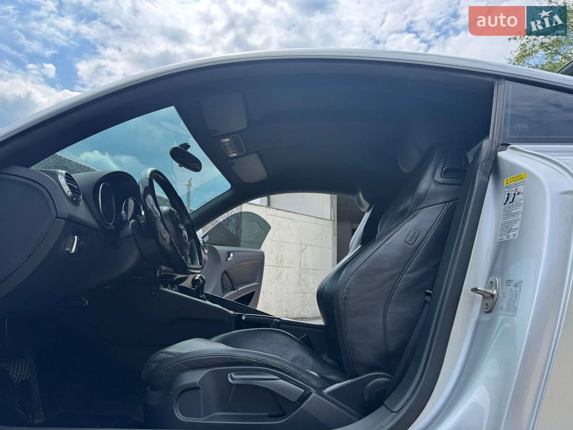 Audi TT 2007 VIN TRUZZZ8J371030974 фото оголошення 13 з 17