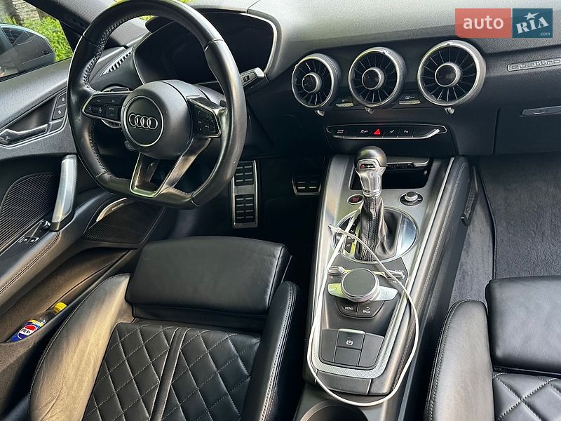 Купе Audi TT 2016 в Киеве фото 13 Купе Audi TT 2016 в Киеве