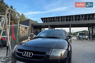 Купе Audi TT 1998 в Путилі