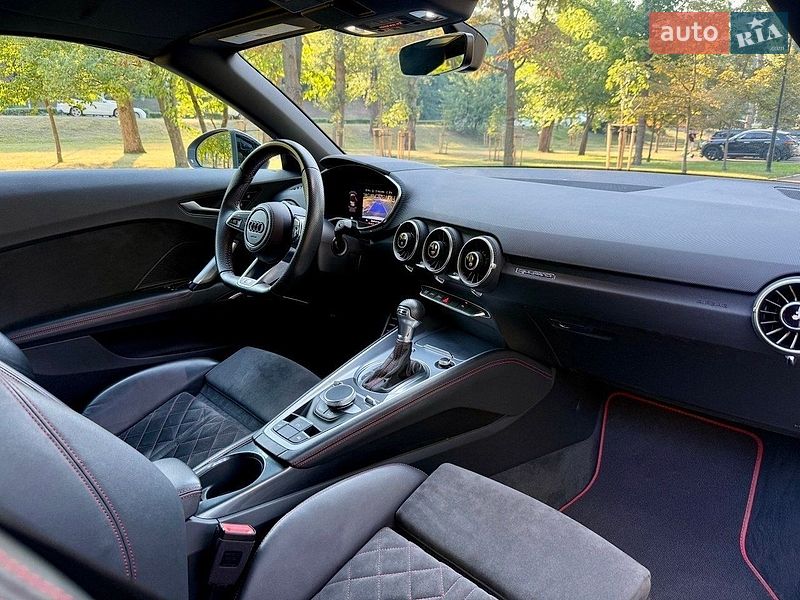 Купе Audi TT 2022 в Киеве фото 26 Купе Audi TT 2022 в Киеве