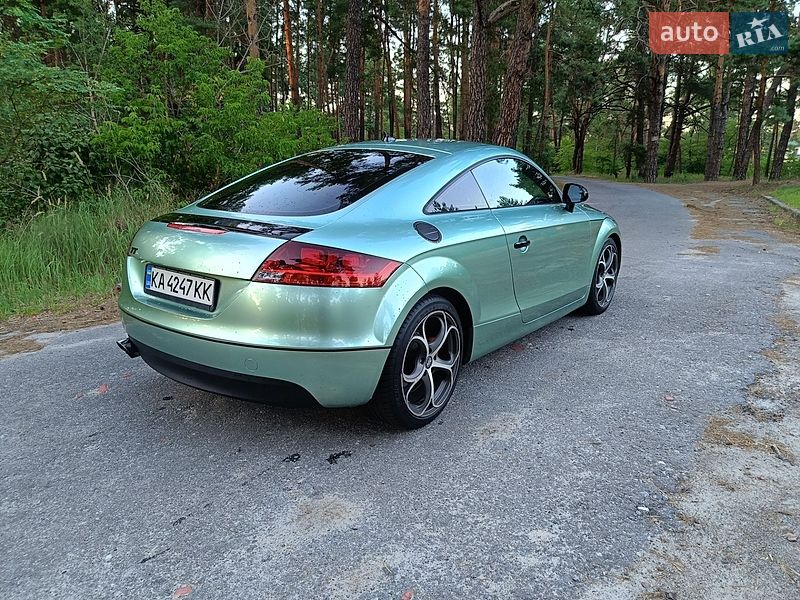 Купе Audi TT 2010 в Киеве фото 6 Купе Audi TT 2010 в Киеве