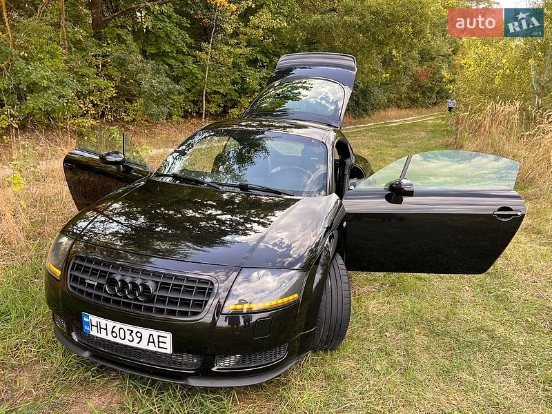 Купе Audi TT 2002 в Киеве фото 2 Купе Audi TT 2002 в Киеве