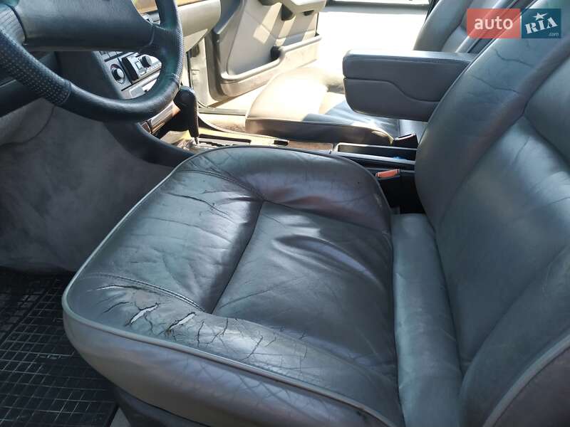 Седан Audi V8 1989 в Черкассах