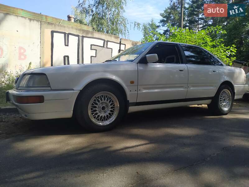 Седан Audi V8 1989 в Черкассах