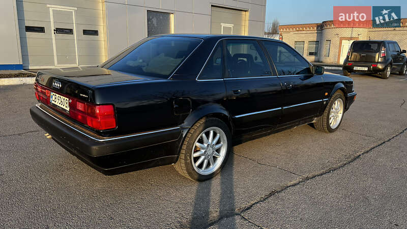 Седан Audi V8 1989 в Чернигове