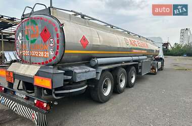 Цистерна Automecanica SLP-8B 2001 в Ужгороді