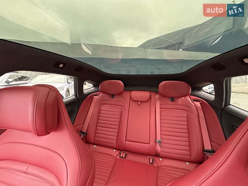 Фастбэк Avatr 06 2025 в Львове фото 44 Фастбэк Avatr 06 2025 в Львове