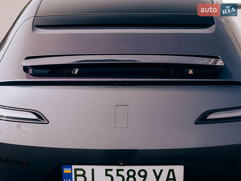 Лифтбек Avatr 12 2024 в Киеве