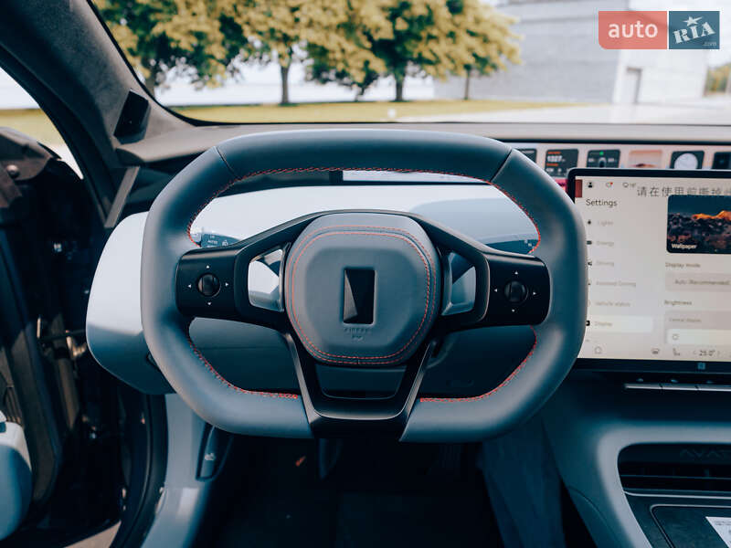 Лифтбек Avatr 12 2024 в Киеве