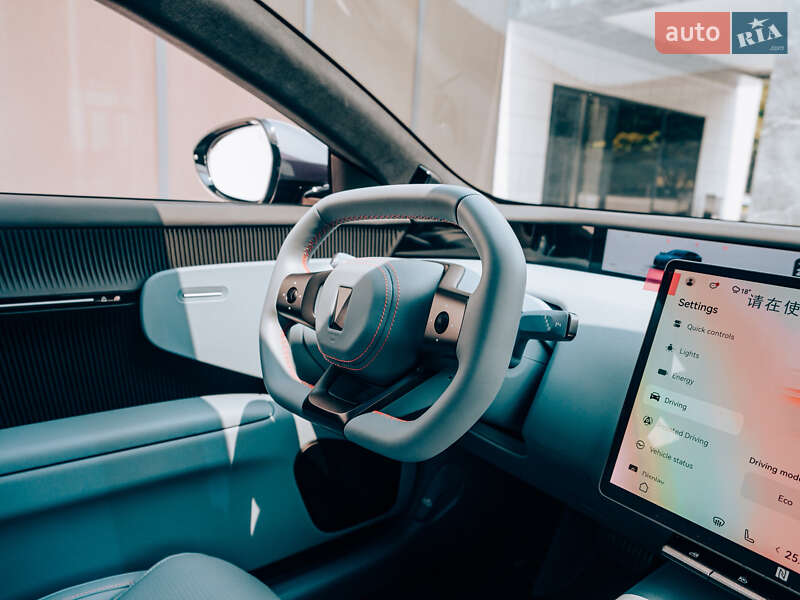 Лифтбек Avatr 12 2024 в Киеве