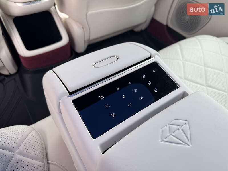 Лифтбек Avatr 12 2025 в Львове