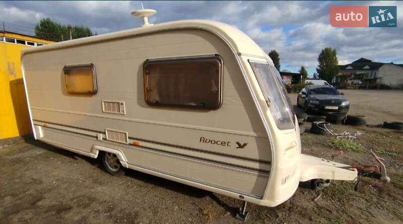 Прицеп дача Avondale Perle 2002 в Вишневом фото 2 Прицеп дача Avondale Perle 2002 в Вишневом