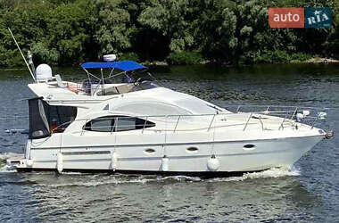 Моторная яхта Azimut 42 2004 в 