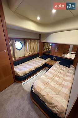Моторная яхта Azimut 62 2007 в 