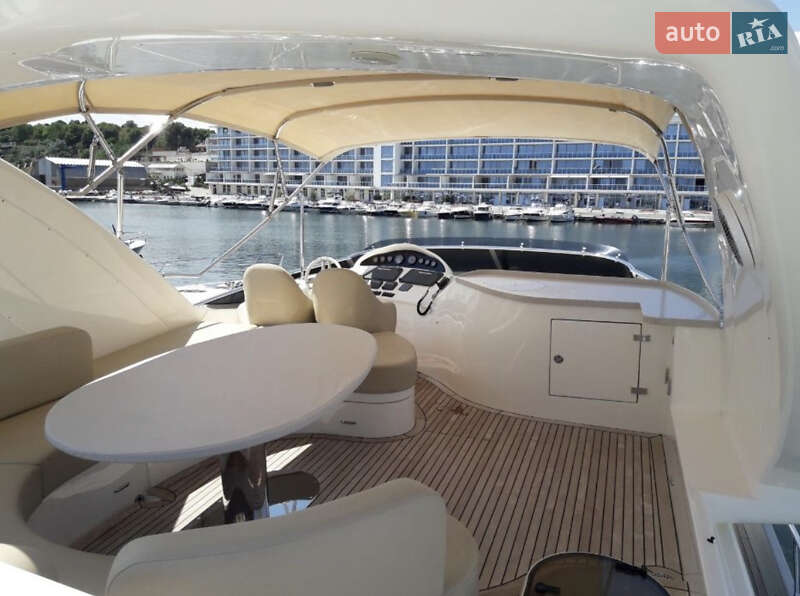 Моторная яхта Azimut 68 2001 в Киеве