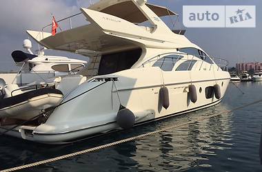 Моторная яхта Azimut Flybridge-Range 2005 в Киеве