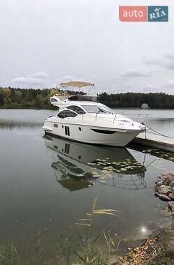 Моторная яхта Azimut Flybridge-Range 2011 в Киеве фото 18 Моторная яхта Azimut Flybridge-Range 2011 в Киеве