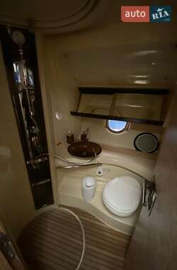 Моторная яхта Azimut Flybridge-Range 2011 в Киеве фото 2 Моторная яхта Azimut Flybridge-Range 2011 в Киеве