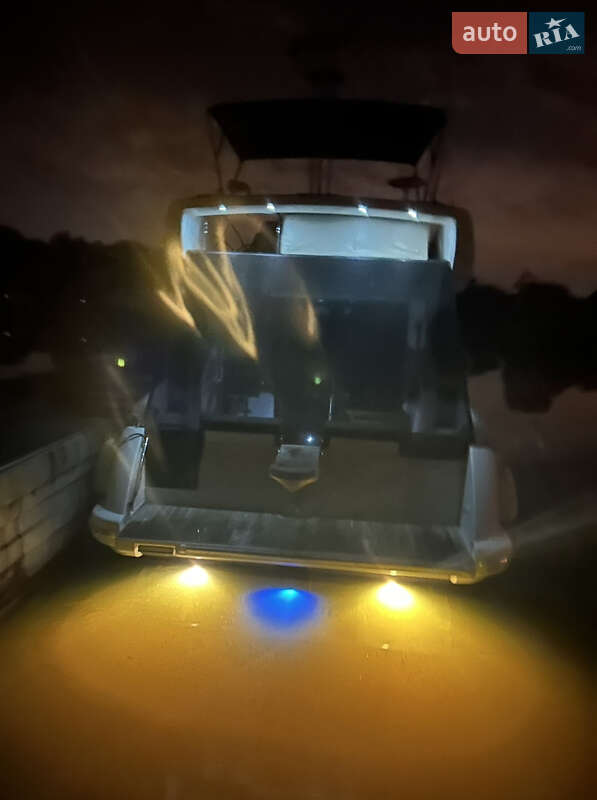 Моторна яхта Azimut Flybridge-Range 2011 в Києві фото 18 Моторна яхта Azimut Flybridge-Range 2011 в Києві