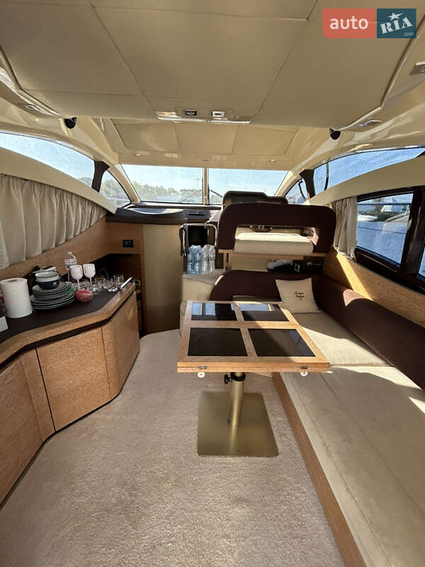 Моторна яхта Azimut Flybridge-Range 2011 в Києві фото 58 Моторна яхта Azimut Flybridge-Range 2011 в Києві