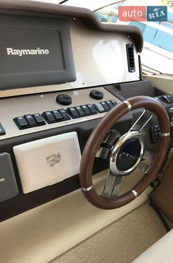 Моторна яхта Azimut Flybridge-Range 2011 в 