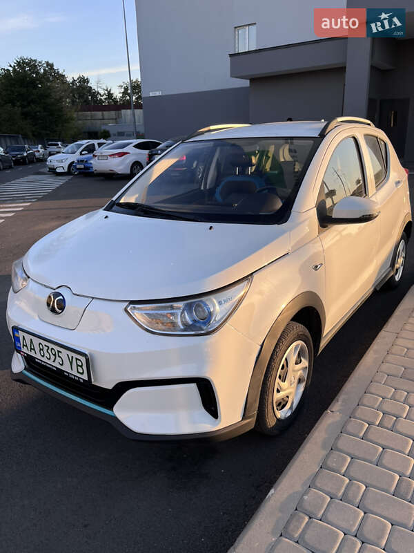 Хэтчбек BAIC EC3 2018 в 