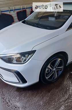 Седан BAIC EU5 2019 в Бориславі