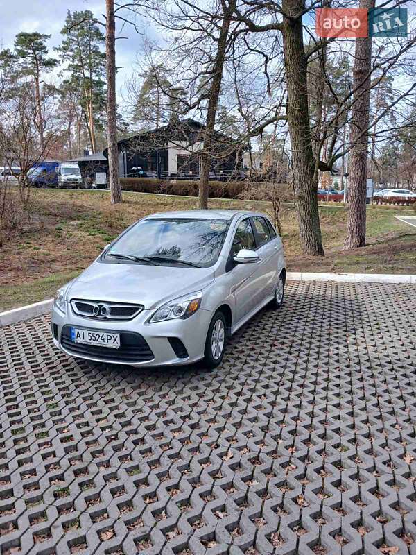 Хэтчбек BAIC Senova D20 2018 в 