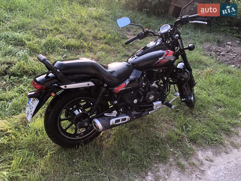 Мотоцикл Чоппер Bajaj Avenger 2018 в 