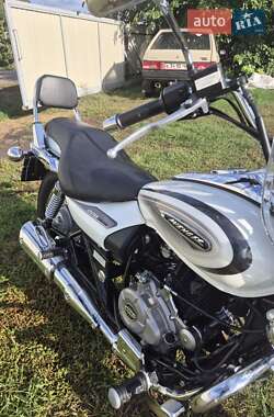 Мотоцикл Круизер Bajaj Avenger 2022 в 