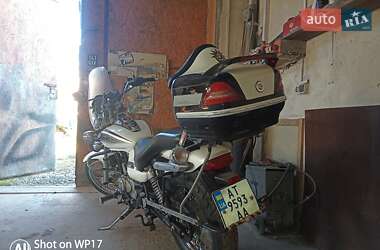 Мотоцикл Круізер Bajaj Avenger 2019 в Долині