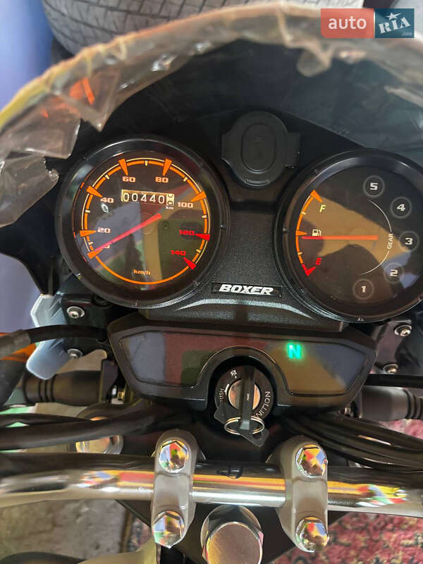 Грузовые мотороллеры, мотоциклы, скутеры, мопеды Bajaj Boxer 150 2023 в 