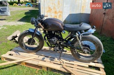 Кафе рейсер Bajaj Boxer 150 2020 в Калиновке