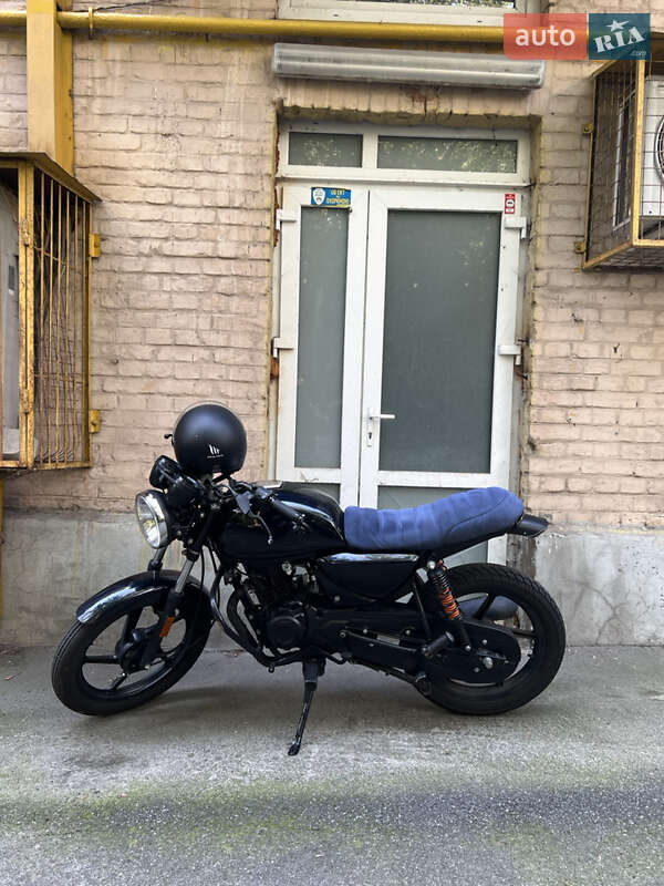 Кафе рейсер Bajaj Boxer X150 2020 в Києві