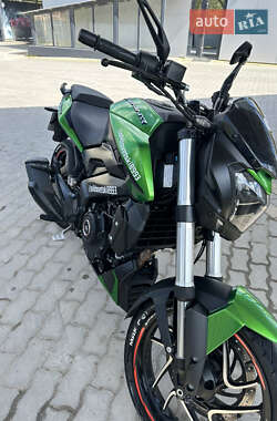 Мотоцикл Без обтекателей (Naked bike) Bajaj Dominar 400 2019 в 