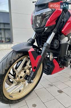 Спортбайк Bajaj Dominar 400 2018 в 