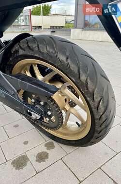 Спортбайк Bajaj Dominar 400 2018 в 