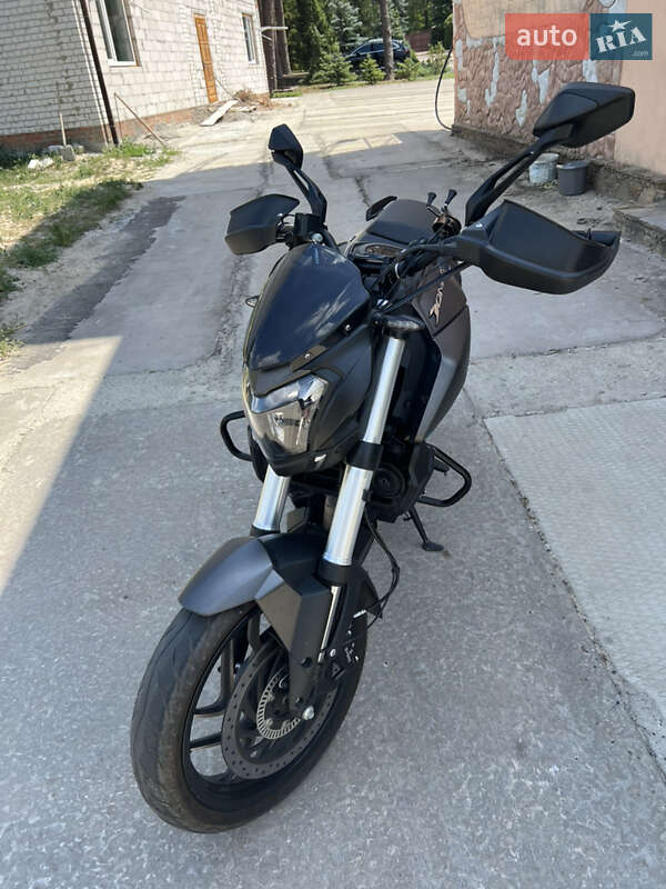 Мотоцикл Классик Bajaj Dominar 400 2020 в Змиеве