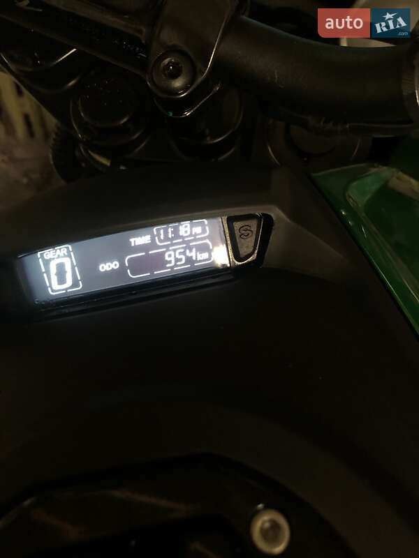 Мотоцикл Без обтекателей (Naked bike) Bajaj Dominar 400 2024 в Днепре