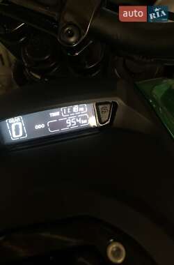 Мотоцикл Без обтекателей (Naked bike) Bajaj Dominar 400 2024 в 