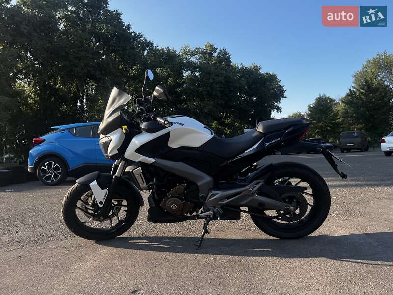 Bajaj Dominar 400 2018
