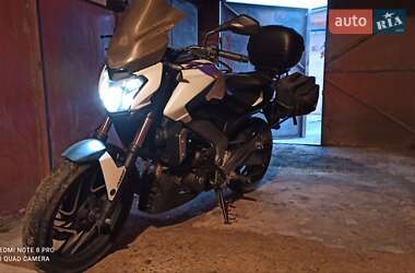 Мотоцикл Без обтекателей (Naked bike) Bajaj Dominar 400 2018 в 