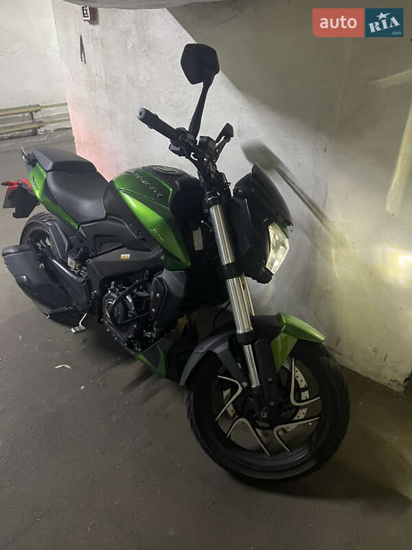 Мотоцикл Без обтекателей (Naked bike) Bajaj Dominar 400 2021 в 