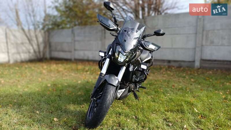 Мотоцикл Багатоцільовий (All-round) Bajaj Dominar 400 2023 в Кам'янському