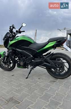 Мотоцикл Без обтекателей (Naked bike) Bajaj Dominar D400 2021 в 