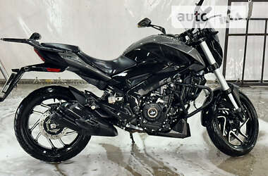 Мотоцикл Без обтекателей (Naked bike) Bajaj Dominar D400 2020 в Кривом Роге