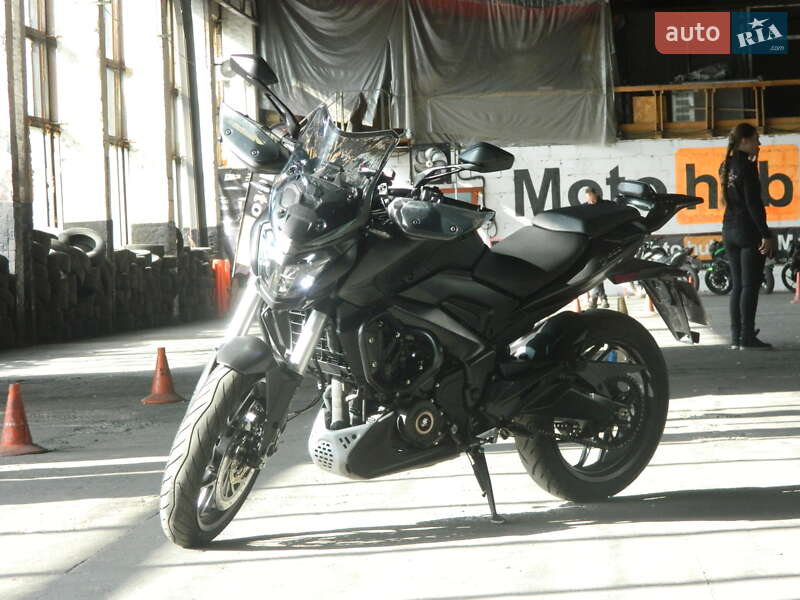 Мотоцикл Без обтекателей (Naked bike) Bajaj Dominar D400 2024 в Киеве