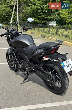 Мотоцикл Без обтекателей (Naked bike) Bajaj Dominar D400 2023 в 
