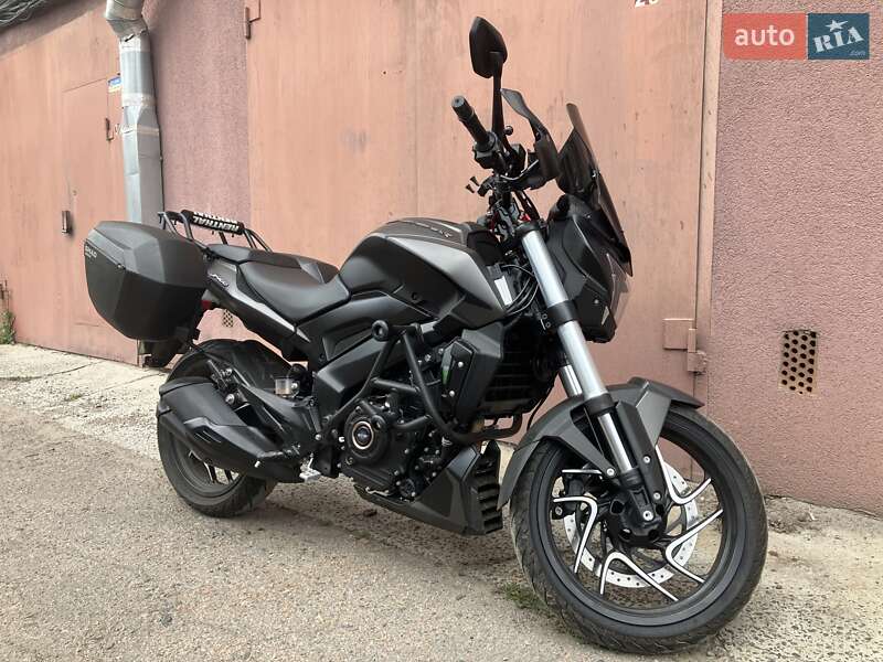 Мотоцикл Без обтекателей (Naked bike) Bajaj Dominar D400 2020 в 