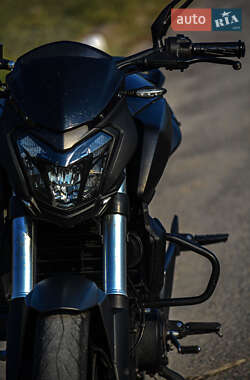 Мотоцикл Без обтекателей (Naked bike) Bajaj Dominar D400 2020 в 